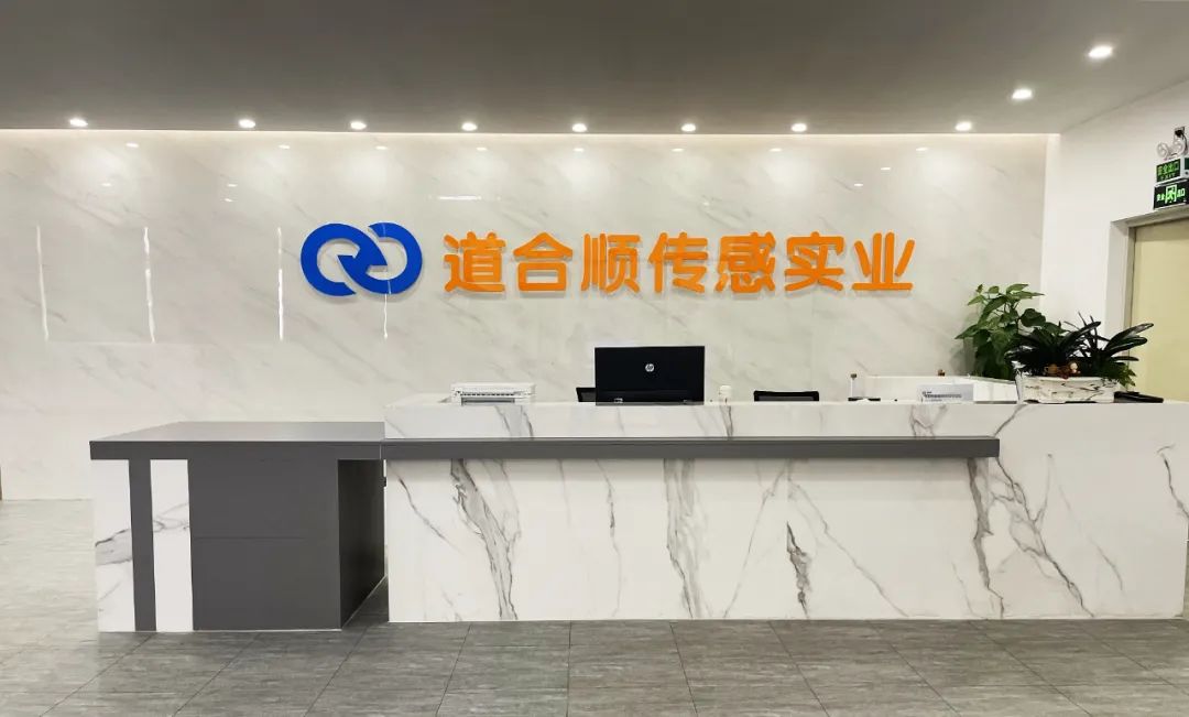 1692265740197585.jpg 640 (1).jpg