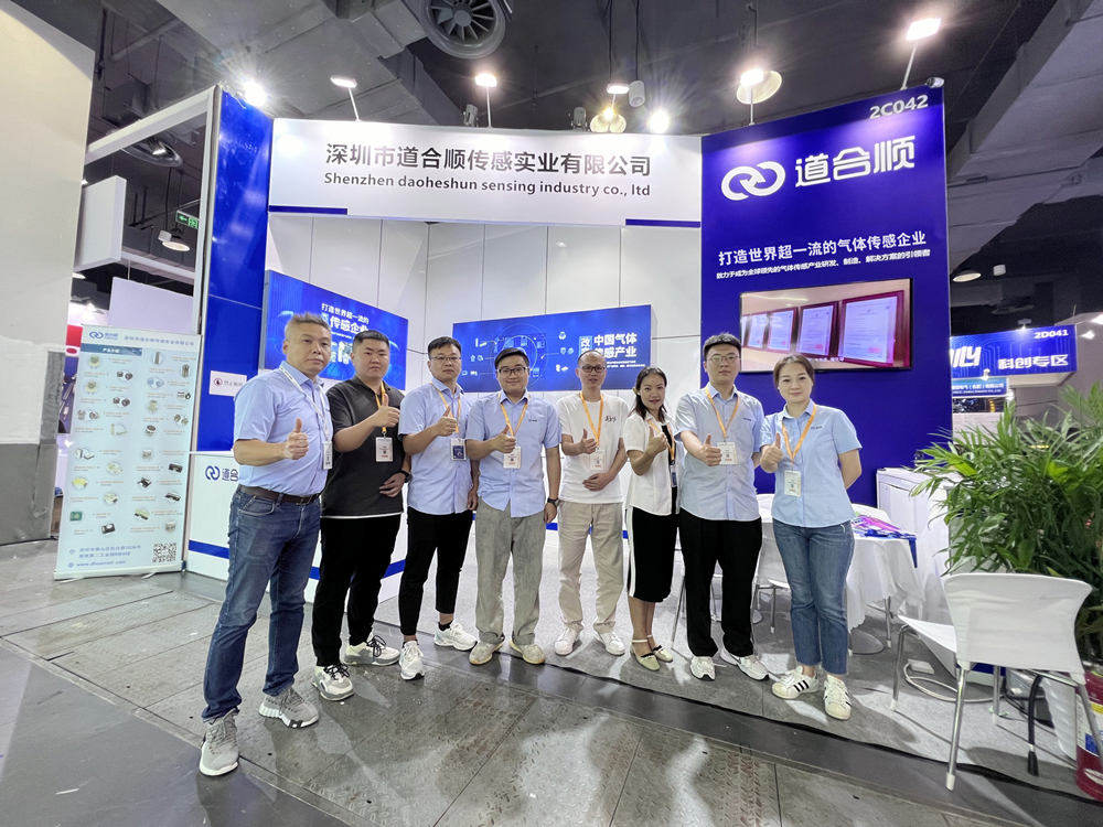 1694764234148872.jpg 合照_副本.jpg